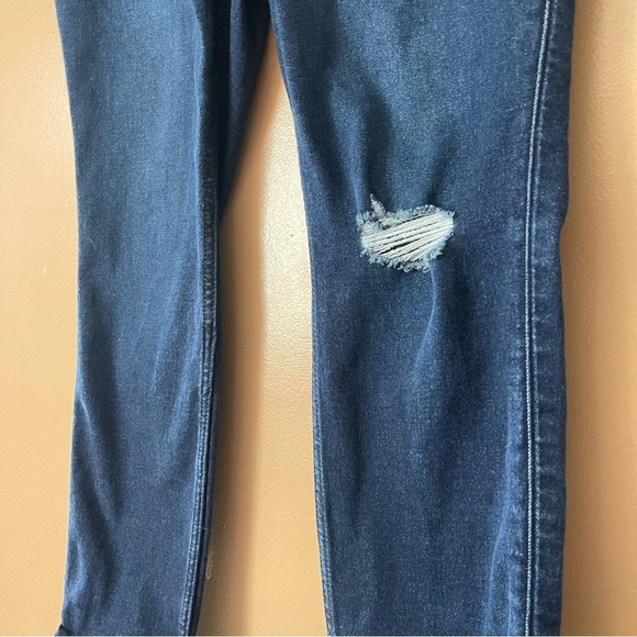 Old Navy Rockstar Extra high rise Dark Wash distressed knee size 20 - Picture 2 of 6